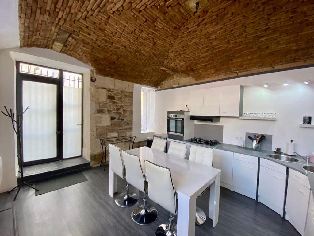 Jolie Appartement T2 Ним Экстерьер фото